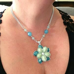 Kenneth Cole brand flower necklace